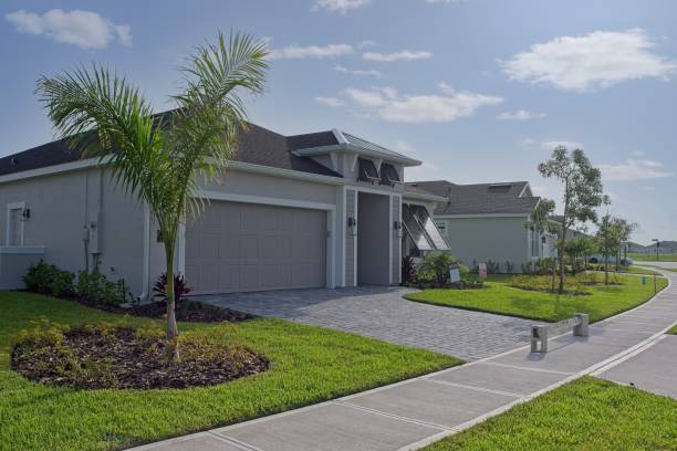 Best Driveway Pavers Near Me  in Lindenhurst, NY